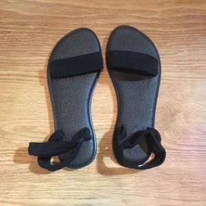 Sanuk Yoga Duet Sandal